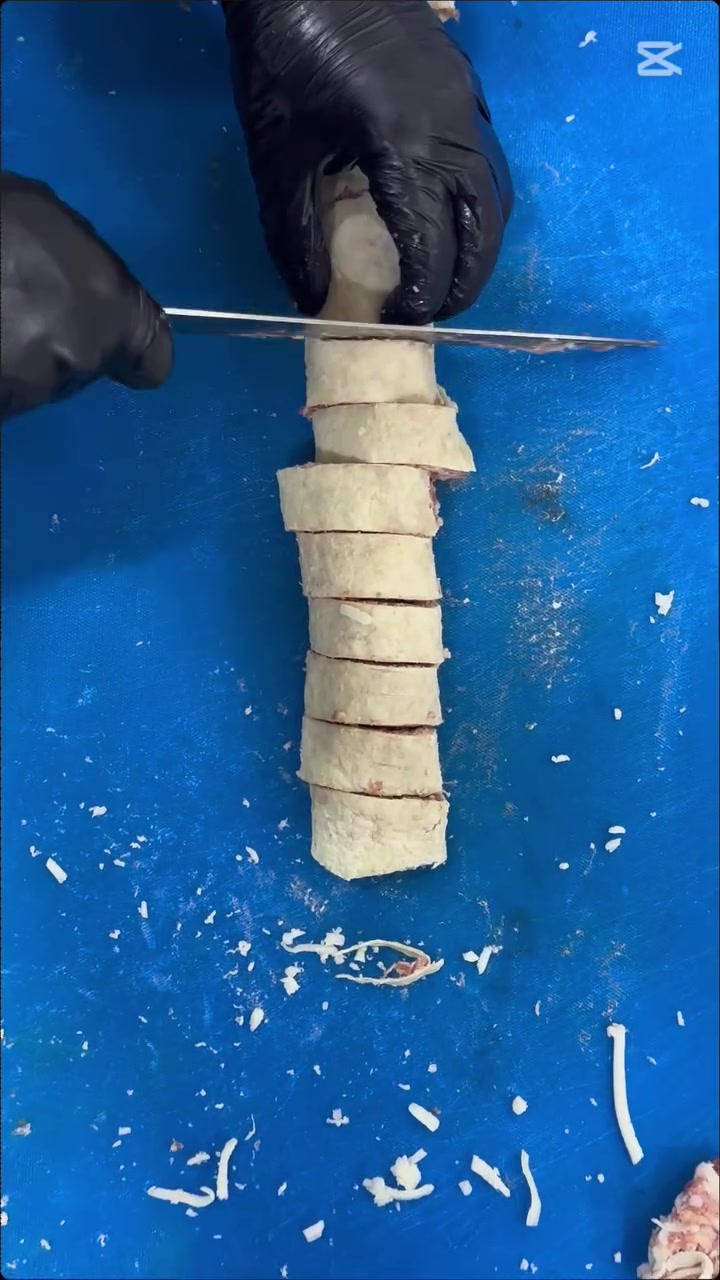 لعشاق المشاوي الصح وللذواقة اللي يدورون الطعم الأصلي! 🤤🔥
​يمنّا في مطعم الخفاجي، وفرنالكم تشكيلة مشاوي تذوب بالفم ومحضرة بأجود أنواع اللحوم الطازجة والتتبيلة الخاصة اللي ما تلگاها بأي مكان ثاني! 😍👇
​شنو مشتهي اليوم؟
✨ كباب غنم عراقي أصيل ومعدّل 🥩
✨ البقلاوة (طعم حصري عدنا وبس!) 🌯🔥
✨ عرايس مقرمشة ومتروسة نكهة 🥙
✨ معلاك طازج وطعم خيالي 💯
✨ تكه لحم و تكه دجاج تذوب ذوبان 🍢
✨ كباب لحم و كباب دجاج ولا أروع 🍗
​لا تخليها بخاطرك، مرّنا وجرب الطعم اللي يرضي ذوقك، أو اطلب هسه ويوصلك الأكل حار وطيب! 🚗💨
​📍 العنوان: النجف الأشرف - قرية الغدير - مقابل الإطفاء
📞 للحجز وخدمة التوصيل:
***********
***********
​#مشاوي #مطعم_الخفاجي #النجف_الأشرف #كباب_عراقي #تكه #عرايس #معلاك #اكل_عراقي #مشاوي_عراقية #النجف #قرية_الغدير #مطاعم_النجف #ريلز #لذيذ

