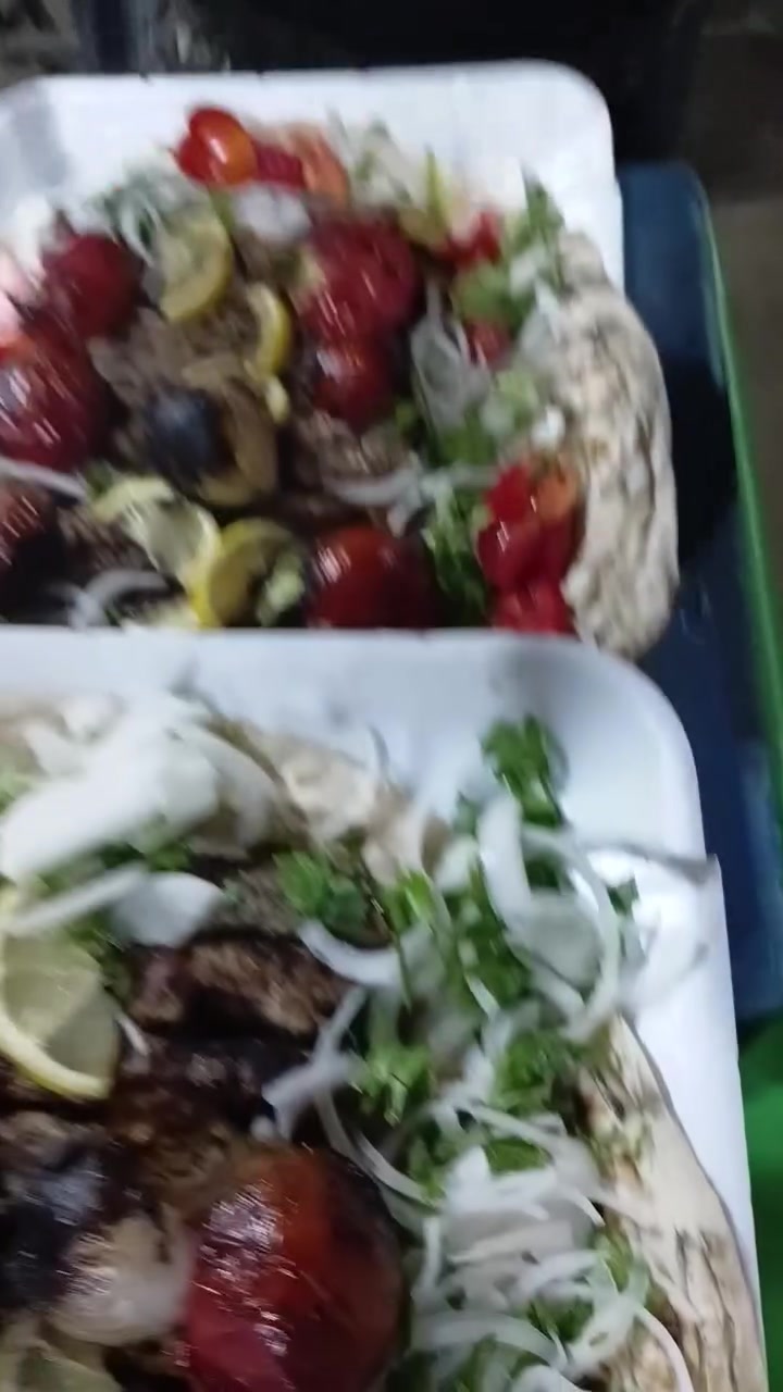 السلام عليكم ورحمة الله مرحبا مليون زبائننا الكرام عروض  المشاوي يوم الجمعه كيلو كباب دجاج ٧الاف كيلو كباب لحم ١٦الف  تكت لحم ١٨الف تكت دجاج ١٠الاف هاتف *********** يوجد واتساب زائد خدمت توصيل اركان الشموسي عرض المشاوي مستعدون لتجهيز كافت المناسبات والعراس والحفلات الكبيره وبسعار مناسبه حجز اليوم زورونا

نص مكتوب في الصور:
- Amjad Al Akroush 2 س Asala Nasri · Asma3... إرسال رسالة...