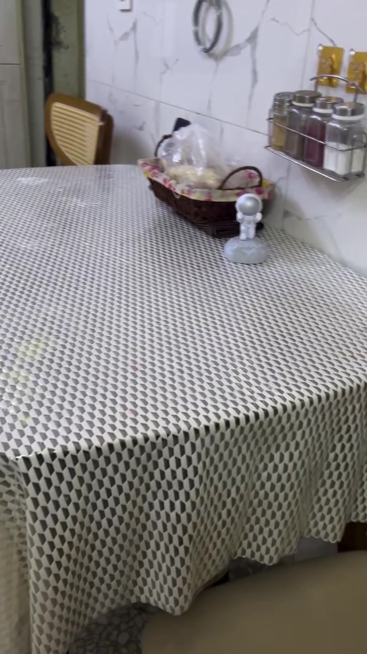 ميز جديد اي ضرر مابيه نبيعه عدنا بناء مكان ماكو. سعره ٣٥٠  جديد جديد مكان الغزاليه ‭٠

‭***********‬رجاء رجاء المايشتري لايعلق
