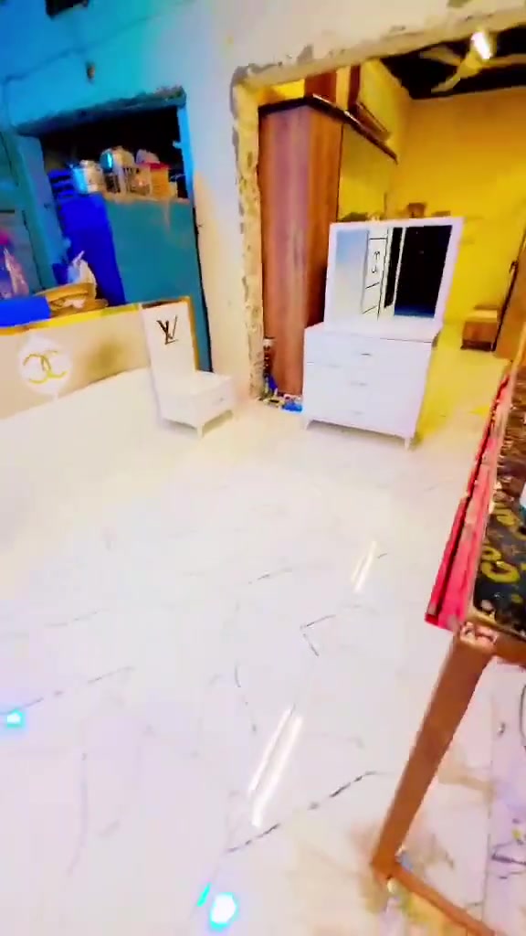 غرفه نوم تركي مستخدم💥نضافه95💯 5 قطع 🎀 موديل حديث💕لون مميز🪄نضام  سلايت✨ 400💥♥نقل وشد مجاني
