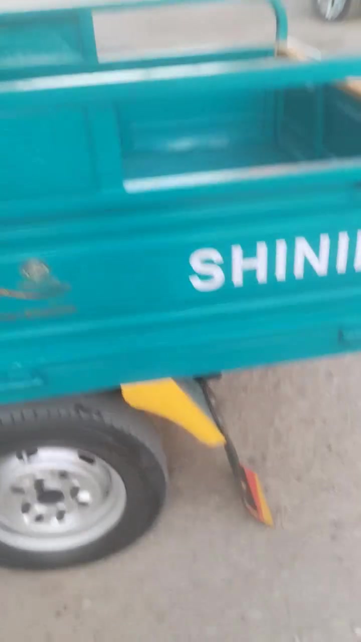 ***********
