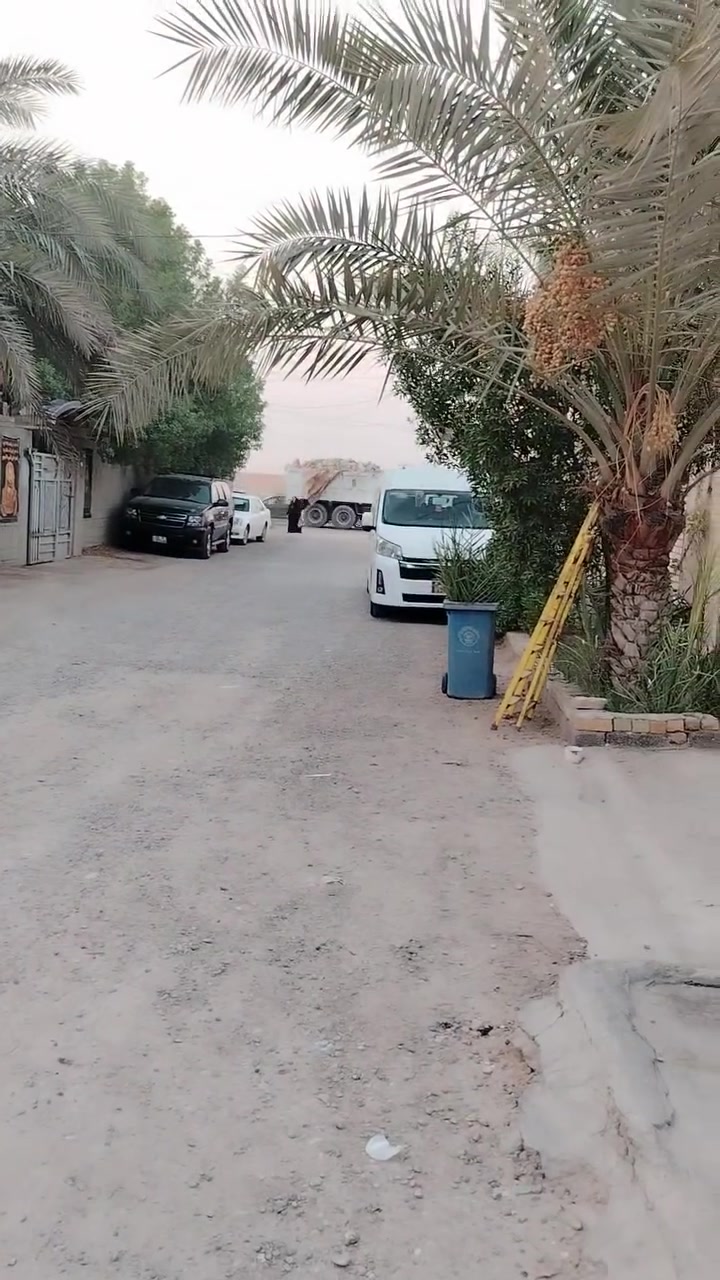 اللهم صل على محمد وآل محمد
بيت ١٠٠ م واجهه ٥ نزال ٢٠ بناء طابوق كاشي وسيراميك بيت جاهز منطقة خيرات البتول الزراعي قريب على الشارع العام قاط ونص ٢ نوم وصاله واستقبال
السعر ٧٠ مليون وبيه مجال
معروض لدى مكتب المجتبى للعقار
للاستفسار الاتصال على الرقم *********** او ***********
