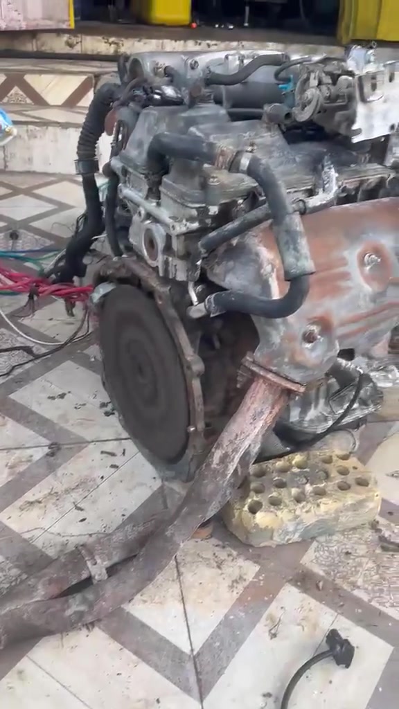 محرك للبيع تحويرة بدون كير محرك VVT 2500 الاتصال على الرقم 0771038588
