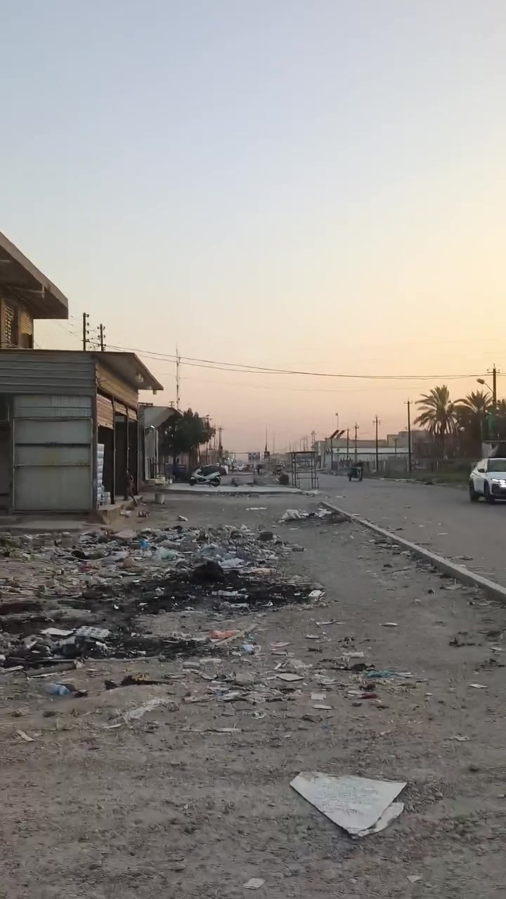 سلام عليكم قطعه ارض للبيع الواجه 7 والنزال 14   100 متر قريبه عل شارع  استفسار اكثر اتصال *********** او واتساب
