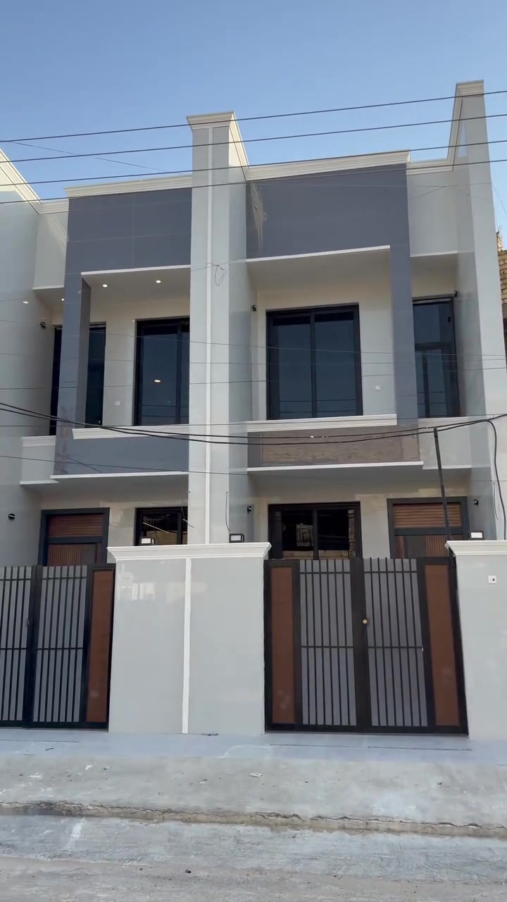 ‏مكتب قصر احلامك للعقار 🏠 والمقاولات العامة يعرض لديكم بيت المساحة 100 متر لعدد ثلاثة في ضباط الشهداء بغداد الكرخ الثانية سعر البيت 235 الاتصال الاستفسار على الرقم *********** ￼

