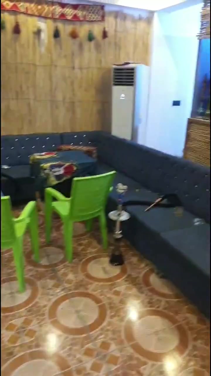 السلام وعليكم كوفي قرب صباح الخياط للبيع بسعر مناسب ***********
