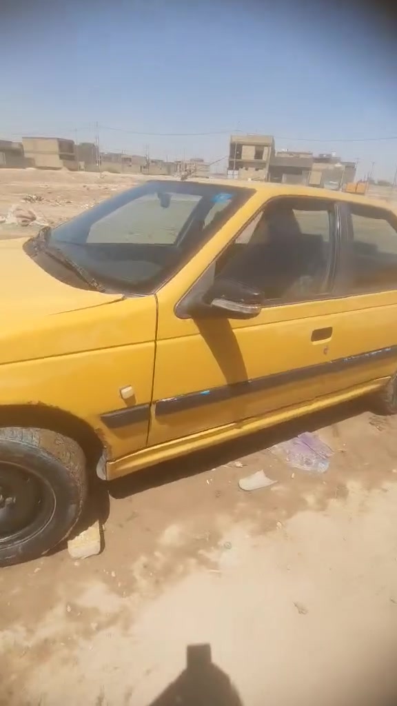 السلام عليكم بيجو بارص للبيع موديل ١٣ مالك ديوانية بيع مستعجل بسبب ضروف السعر ٢٧ وبيهة مجال رقم الهاتف***********  والخاص موجود
