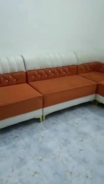 ديوان • ٦ مقاعد • نضيف