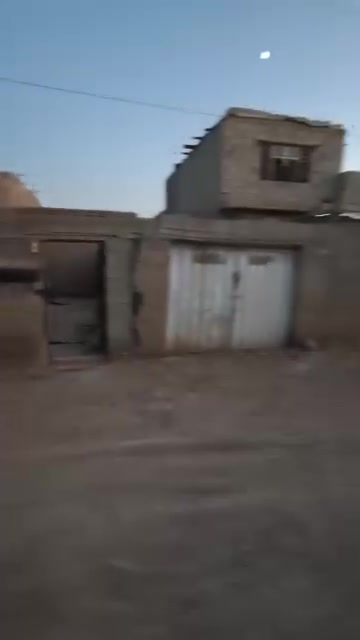 سلام عليكم قطعة طابو صرف في شارع المستشفى خلف سيد شاكر مساحة200متر للتواصل خاص او رقم هاتف***********.
