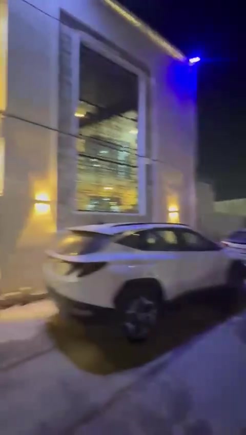 الموقع بغداد شهداء السيديه السعر ١٦٠ وبي مجال *********** علمن البيت اليه
