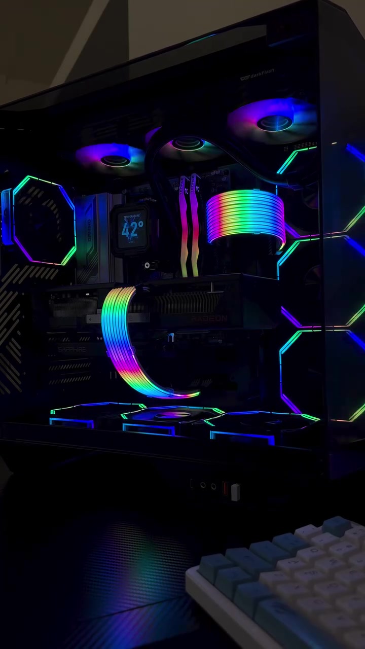 شبه جديدة • Ryzen 5 7600 • RX 9070 XT