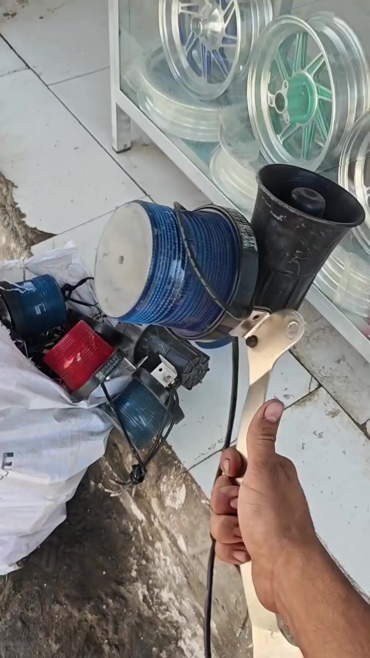 مجمع فدك 
المكان شطره مقابيل حسينيت ال عمر 
***********
