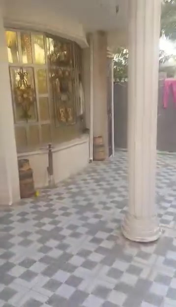 السلام عليكم ورحمه الله وبركاته
جمعة مباركة يارب 
بيت للبيع مساحه 400 متر ابيعلك ملك صرف يعني حصة الدولة مشترينها ومسجلة بأسمنة متكون من خمس غرف ثلاثة طابق ثاني واثنين طابق اول مطبخ حار وبارد سعرة 150 مليون قفل العنوان مركز القضاء نهاية شارع الفاروق مجاور جامع الأمام زين العابدين الشارع ستة أمتار للاتصال والاستفسار أكثر 
*********** / *********** / ***********
