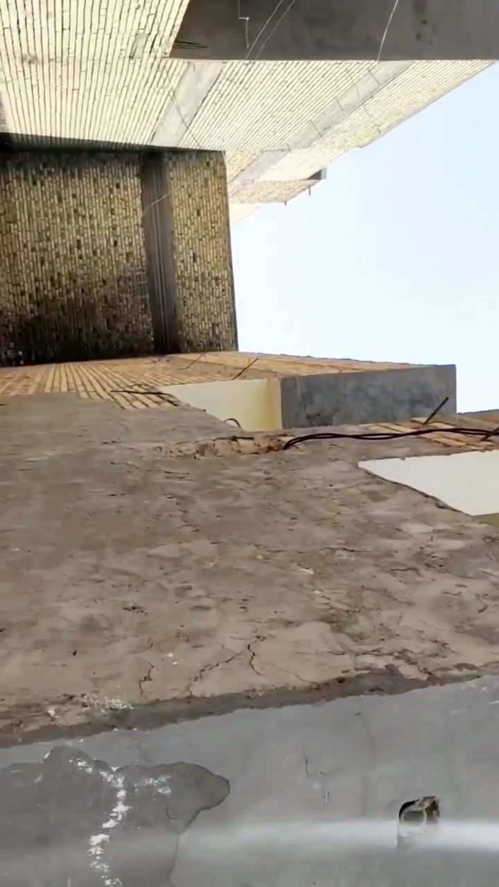 🏠النجف الاشرف. حي النداء 🏠
مساحة 100م

بناء مرتب (اساس كونكريت +سقف كونكريت+طابوك) 

لبيت طابق واحد

منطقة 57

خدمات كاملة

البيت على ساحه_ مقابل البيت حديقه 

موصفات البناء

استقبال _ حمام خارجي و داخلي_ مطبخ _ صاله _وغرفة نوم

للاستفسار والاتصال

***********

***********
