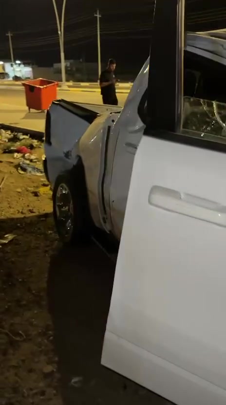 سياره رام موديل 22 رقم بصره باسمنه السياره .كير ومكينه مكفولات شواصي مكفوله ضربه امام العين اتايرات جدد لسعر 120 وبيها مجال البصره الرقم ***********
