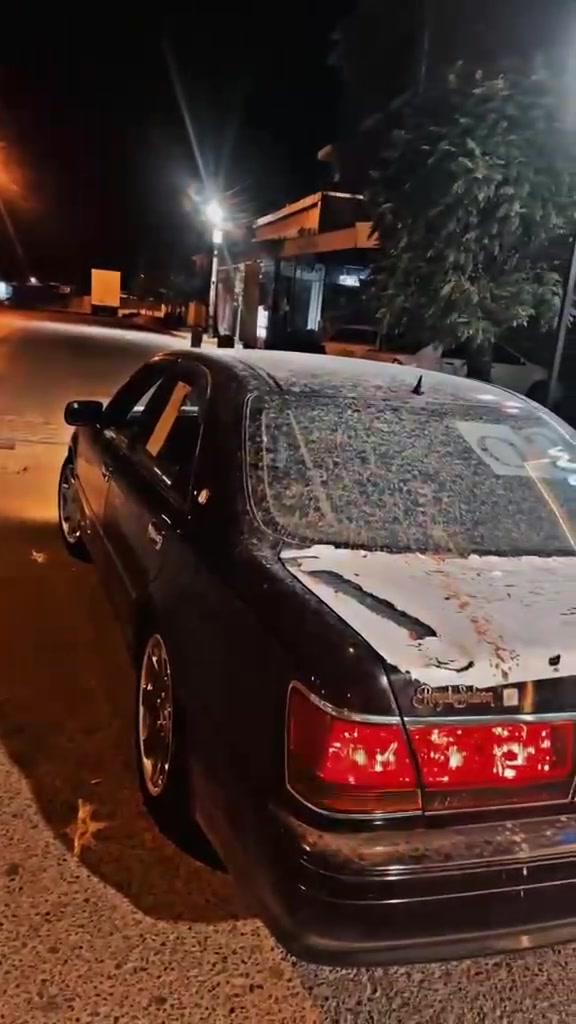 سڵاوی خواتان لێبێت مەلیکە مووس ٢٠٠٣بێ بۆیاخ بەس شوێن مووس بۆیاخە ٤ دوگمەی فول فول بەس سڵاید نییەسەلاجە پەردە مەرکەزی سوکان  کارەبا  کوشن کارەبا شاشەیە تەعدیل سوڕعە کۆد و بارکۆدی هەیە  چوار تایە و ویلی ماجێستای سفری لە ژێرە  پشت و پێش کریستاڵ دەعامی دواوە بۆ پێشێ بەشەرت کامل مەسرەف کراوە تەبریت سارد و گەرم مەزبووت سعر ٤٧ کەمێ مەجال  ژ.م  ***********
