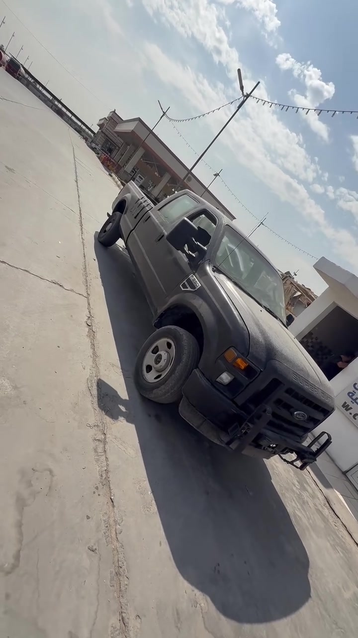 اف ٣٥٠ • ٢٠٠٨ • بنزين