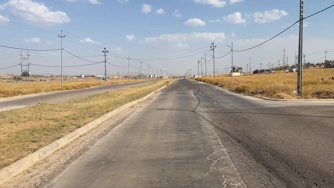 : فرصة استثمارية مميزة — قطعة أرض للبيع مجمع ميلينيوم كركوك السكني
مواصفات القطعة: طابو صرف 
رقم القطعة: 620
240 م
الموقع: موقع استثنائي ركن على سايدين رئيسيين (شارع 30 متر) مع رصيف بعرض 4 أمتار.
الخدمات: متكاملة بالكامل (ماء، كهرباء، وشوارع مخدومة).
السعر: 47,500,000 دينار (سبعة وأربعون مليوناً وخمسُمائة ألف دينار).
للتواصل والاستفسار:
اتصل على الرقم: ***********

