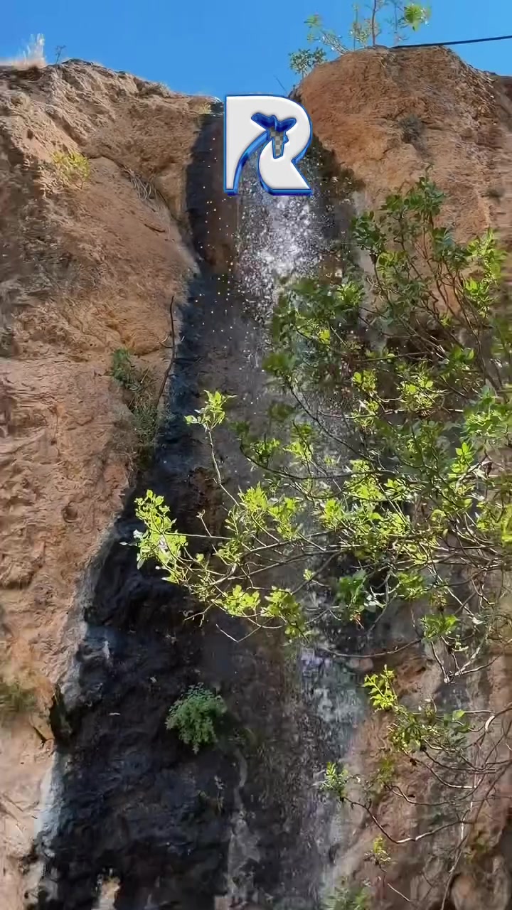 🏔️✨ رافينا للسفر والسياحة | رحلة أربيل وعقرة ✨🏔️

📅 الثلاثاء القادم — ليلة الأربعاء
🌙 الانطلاق فجر الأربعاء

استعدّوا لرحلة مميزة تجمع بين أربيل، عقرة وشقلاوة، 4 أيام من الطبيعة والأجواء الجميلة والراحة 🌿🏔️

🗓️ المدة: 4 أيام / 3 ليالي
💰 سعر الشخص: 80,000 دينار فقط

✨ يشمل البرنامج:
• 🚌 الذهاب والعودة
• 🏡 التسكين لمدة 3 ليالي في منتجع روز – شقلاوة
• 🥐 وجبة فطور داخل المنتجع
• 🌲 جولات سياحية في أجمل مناطق أربيل وعقرة وشقلاوة
• 🏔️ زيارة المصايف والمناطق الطبيعية
• 📸 أجواء سياحية وترفيهية طوال الرحلة
• 🤍 برنامج مرتب حتى تعيشون الرحلة براحة ومتعة

🔥 80 ألف فقط… 4 أيام من الطبيعة والراحة والذكريات الحلوة!

📩 الحجز والاستفسار عبر مراسلة الصفحة

771 603 3222

رافينا… نسوي رحلتك ذكرى ✨
