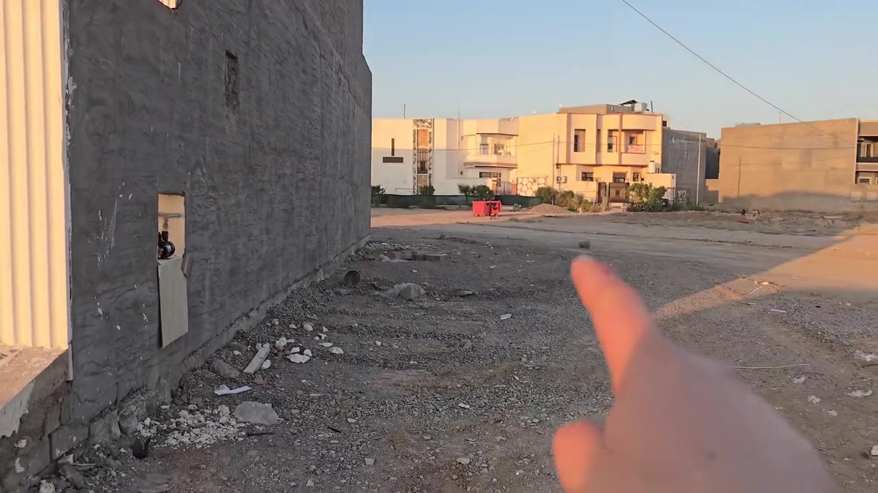 قطعتين وحده بظهر الاخرى للبيع تكريت ديوم حي التصنيع قرب الفلكه مال شارع ٦٠  على شارعين ٣٠ و٢٠ مساحة كل قطعه ٢٠٠ متر واجهه ١٠ نزال ٢٠ موجود بناء سكن خدمات للاستفسار ***********
***********
بشار الكميت للعقار 
تكريت الديوم
