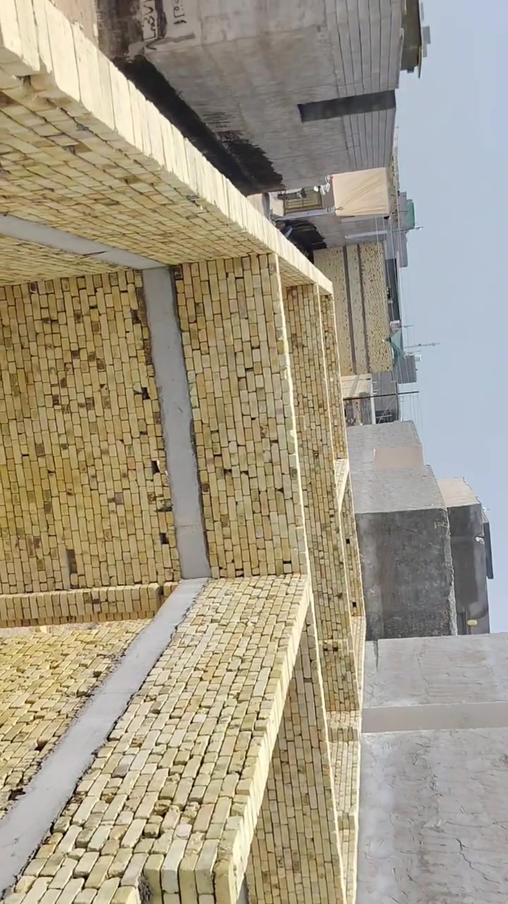 سلام عليكم خلفات بنٱء شغل درجه اوله متفرقين حالين نشتغل جميع نواع طابوك بلوك وثرمستون ***********
