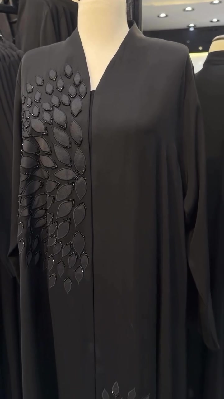 عباية • شغل يدوي • فخمة