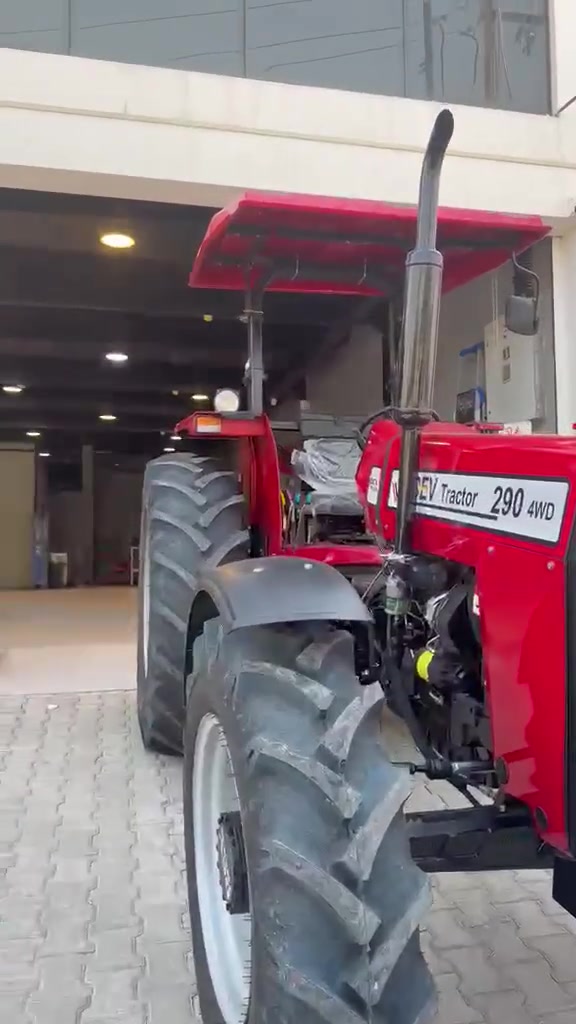 DEV TRUCK 290 4WD (المبني على نمط وتصميم ماسي فيرغسون MF 290 الكلاسيكي الشهير):
المواصفات الفنية العامة للجرار (DEV TRUCK 290 4WD):
​المحرك: ديزل 4 أسطوانات (4-Cylinder Turbo Diesel) بقدرة إنتاجية تتراوح غالباً بين 78 إلى 82 حصان.
​نظام الدفع: دفع رباعي 4WD (أربعة عجلات ناقلة للحركة) يوفر قوة سحب عالية في الأراضي الطينية والصعبة.
​ناقل الحركة (القير): ميكانيكي عادي (Manual) بـ 8 سرعات أمامية و2 عكسية (8 Forward / 2 Reverse).
​التجهيزات الخارجية:
​مجهز بمظلة حماية (ROPS Canopy) مع هيكل حديدي واقٍ.
​أوزان أمامية مثبتة (Front Counterweights) لموازنة الأحمال ومعدات السحب.
​شكمان علوي عمودي (Vertical Exhaust Pipe) وفلتر هواء خارجي.
​إطارات زراعية عريضة مخصصة للمهام الشاقة

📩 يمكنكم التواصل معنا عن طريق الصفحة او من خلال رقم الهاتف التالي #

***********
***********
