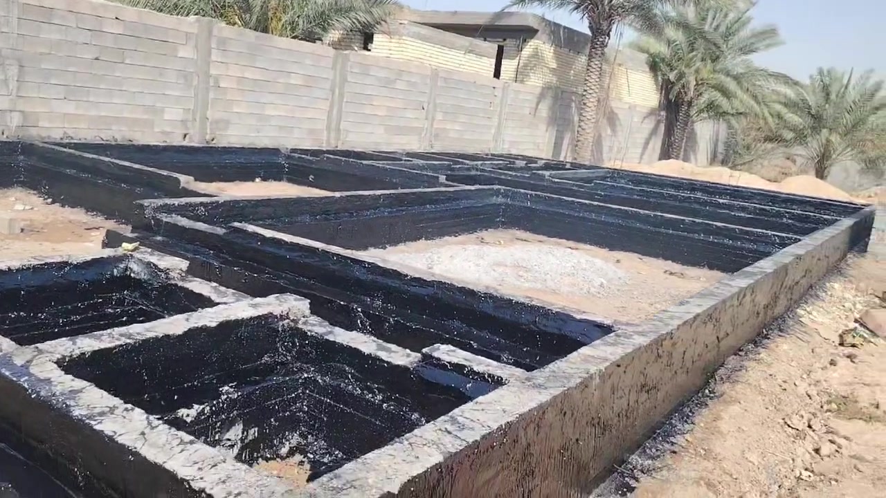 السلام عليكم يوجد جير التجير للسطوحات و الاساسات وجميع.. البرميل كرسته وعمله كااامل ب 70 ألف  شغل درجه اولى ضمااان الاستفسار عن الرقم. *********** .. وخاص موجود تعال وتدلل
