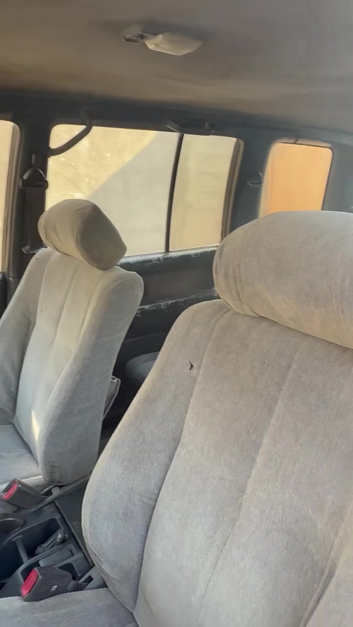 السلام عليكم سياره للبيع جيب ازوزه
سيارةخير من الله مكينه كير بلاد كير عادي لو كير
رقم دهوك نكليزي راعيها موجود يمي
السعر 40ورقه وبيها مجال
الاستفسار انتصل رقم الهاتف(‭***********‬)
