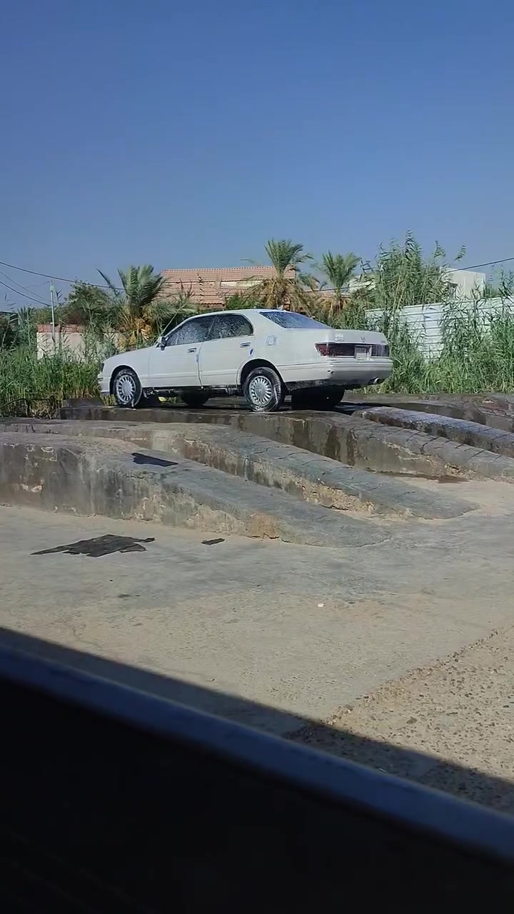 السلام عليكم سياره بطه للبيع منفصل سياره جاهزه من كلشي لون لوءلئي سياره تخم تاير جديد بدون ضربه وبدون صبغ سياره خير من الله بكانه بابل المسيب تحويل مباشر تفسير عبر الرقم ***********سعره 40وبيه مجال قليل
