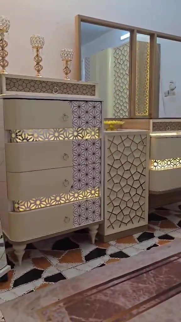 سلام عليكم غرفه تركيه نضيفه اخت جديده اناره كله شغاله خشب بلوك اصلي صبغ حراري كلش مرتبه عدد قطع 10 مكان بغداد شراي تصال على رقم
***********
 سلام عليكم غرفه تركيه نضيفه اخت جديده اناره كله شغاله خشب بلوك اصلي صبغ حراري كلش مرتبه عدد قطع 10 مكان بغداد شراي تصال على رقم
