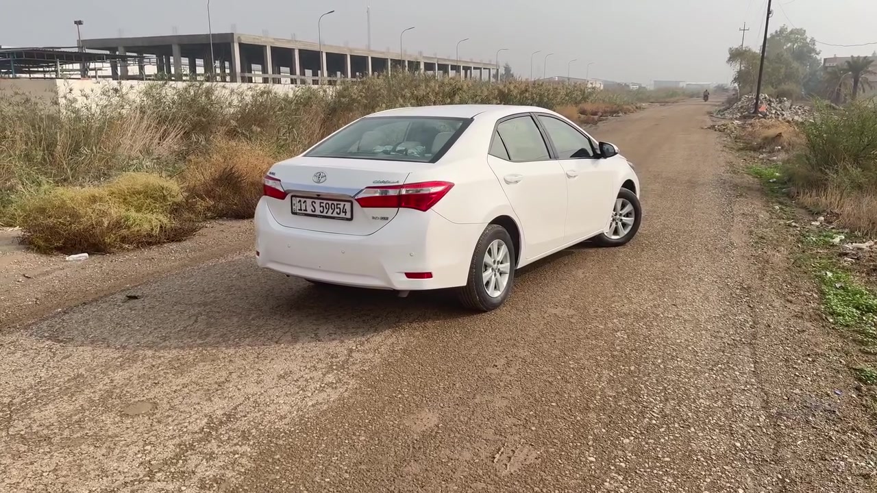 كورلا 2015 خليجي شركه عامه
محرك 2.000 كير at
شاشه وكامره خلفيه وتكم ستيرن 
تبريد ثلج وسنويه بسمي شرط تحويل ثاني يوم
سياره عوزه زوج تايرات فقط 
بيه تكحيل جماليه 
مكانه بغداد جسر ديالى 
سعر 133
رقمي ***********
