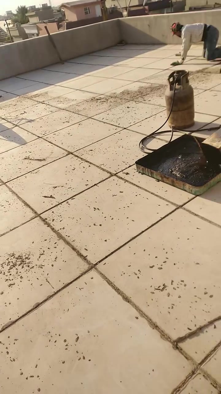 يا الله السلام عليكم اسطه تبديل ماستك القديم وضافه ماستك جديد
شرط ماستك درجه اولى مايسيح ولايدمر السطح نفس الوكت امشي فوكا 
سطحك تعبان 
شرط انرجعه جديد
اسعارنه مناسبه 
رقم ***********
