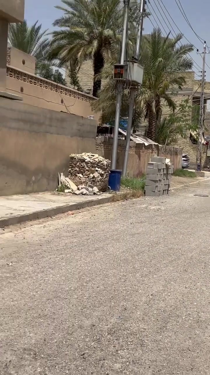 سلام عليكم
دار للبيع طابو مولك صرف المساحه ١٦٨ونص 

المكان بعقوبة تحرير 

وبسعر مناسب

للاستفسارات  اكثر عله الرقم  ***********
