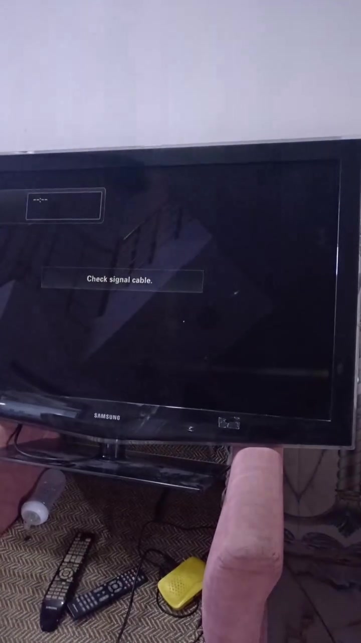 بيع سريع
بلازما حجم ٥٠سامسونك الأصلي
بدون نت وياهة ستلايت كامل
السعر ١٢٥ الاصليه جديده فول
الاتصال ***********
الحر سواده مدرسه حسام
