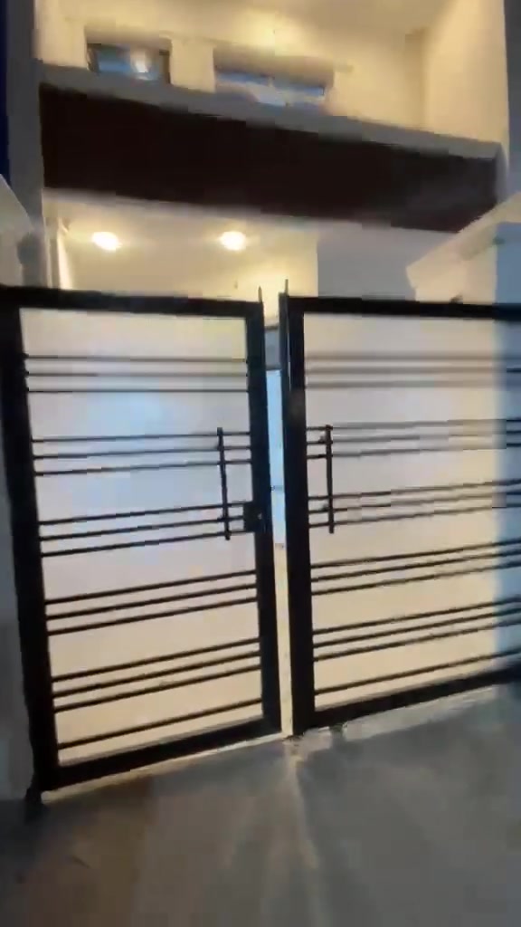 🏠 دار للبيع – بيع سريع في الديوم
📍 الموقع: بداية منطقة الـ3 آلاف – الديوم

📐 المساحة: 100 متر
📏 الواجهة: 5 متر
📏 النزال: 20 متر
➡️ الدار طولاني

يتكون الدار من:
🛏️ 3 غرف نوم
🛋️ صالة استقبال
🍳 مطبخ
🚿 مجاميع صحية

💰 السعر: 65 مليون
🔸 يوجد مجال بسيط للتفاوض
⚡ بيع سريع

📞 للاستفسار والاتصال:
***********
