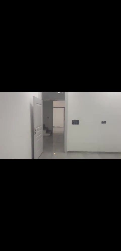 الدورة البوعيثة • ١٠٠م • بيت مستقل