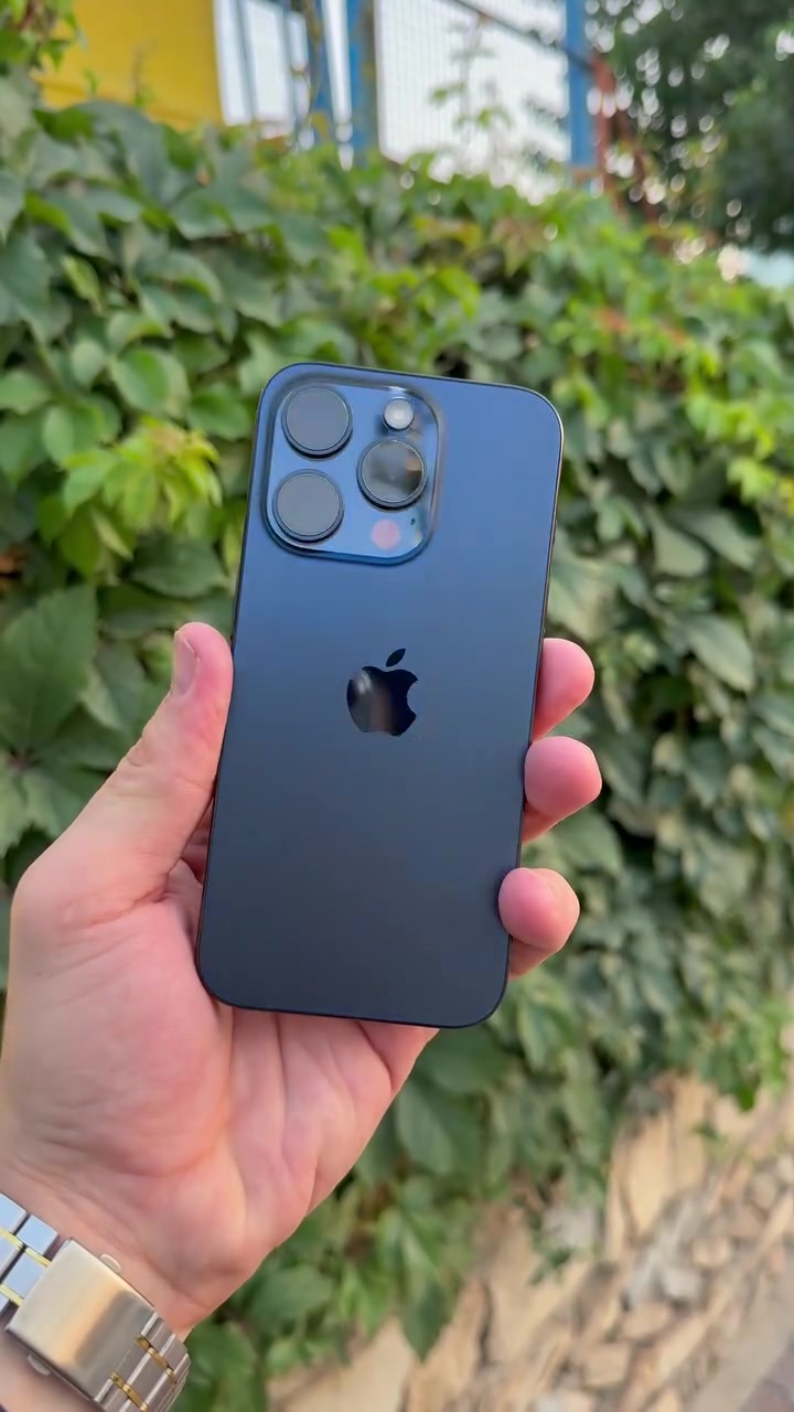 IPhone 15 pro
ZA/A
2 سیم
128 گێگا 
پاتری 87 بیلاد 
%95 خاوێن 
شاشەی تاڵە موو شوختی نیە 
بە زەمانی یەک هەفتە 

نرخی 565 $دۆلارو مەجال 
***********
واتساپ📞
