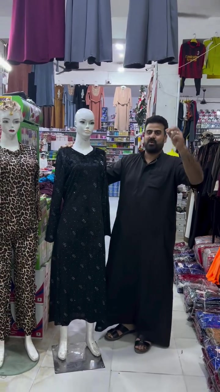 ملابس • للبيع • ماكو تفاصيل