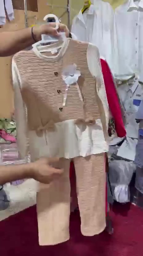 الحجز واتساب 
***********
