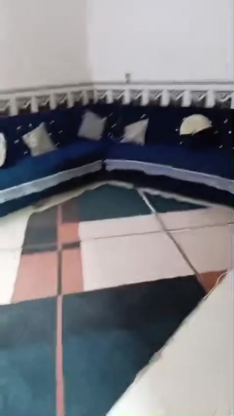 ‏سلام عليكم 50 للبيع بغداد البلديات الضباط الثانية شارع 20 بالبداية النزال 10. والمواجهة￼5  ***********🏠📍
