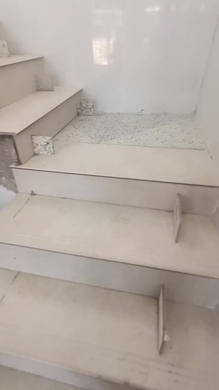 خلفه سيراميك متفرغ لشغل + هاذ جزء من العمل
‏‪***********‬‏ بي واتساب
