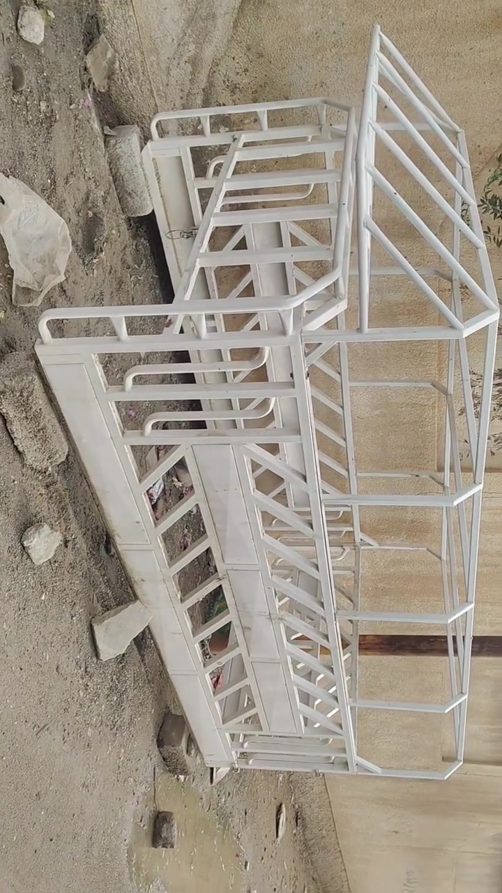 محجل • كيا