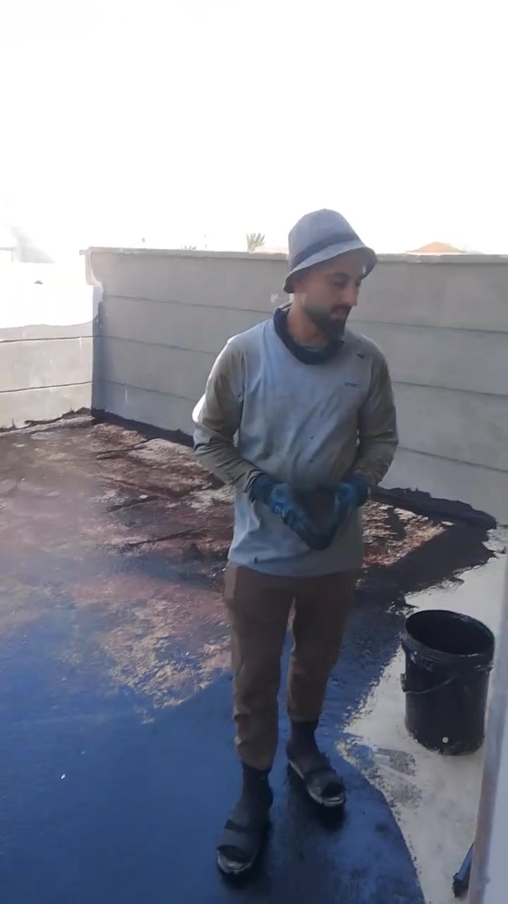 ربنا سبحانه وتعالى يقول: أنا عند ظن عبدي بي
ونحن والله نحسن الظن ونؤمن بأن كل ما عند الله خير.

بسم الله والصلاه والسلام على رسول الله 
🔹عملي في قضاء هيت منطقة حي (القادسيه) تم تزفيت السطح ماده الزفت لسد المسامات ومعالجه التشققات والفطور والرطوبه 
🔹 تفاصيل العمل قاط الأول تزفيت وبعدها يتم القاط الثاني القير درجه اولى لايسيل ولا يلزك ويحافض على السطح من الرطوبه 
✅ مستعدين لتقيير الاسطح والمباني الحكومية وتقيير احواض الماء من الرطوبه 
✅ وتزفيت القطع الأراضي والرباطات والجدران والارضيات من الرطوبه الارضه 
✅وعمل ماستك السطوح وتصليح الماستك القديم كوي واضافة 
✅وعمل ماده البيضاء للاسطح بكافه انواعها شبكه او بدون شبكه عازل حراري 
✅وعمل ماده الايزوكام الدرجه الاولى عازل حراري 
✅وعمل وفرش الباد السعودي 

📍 جوده عاليه في العمل وجوده المواد وبأنسب الأسعار: عملي في كافة أنحاء محافضة الأنبار 
📞 الاتصال والاستفسار.        *********** ابو آدم المحمدي
