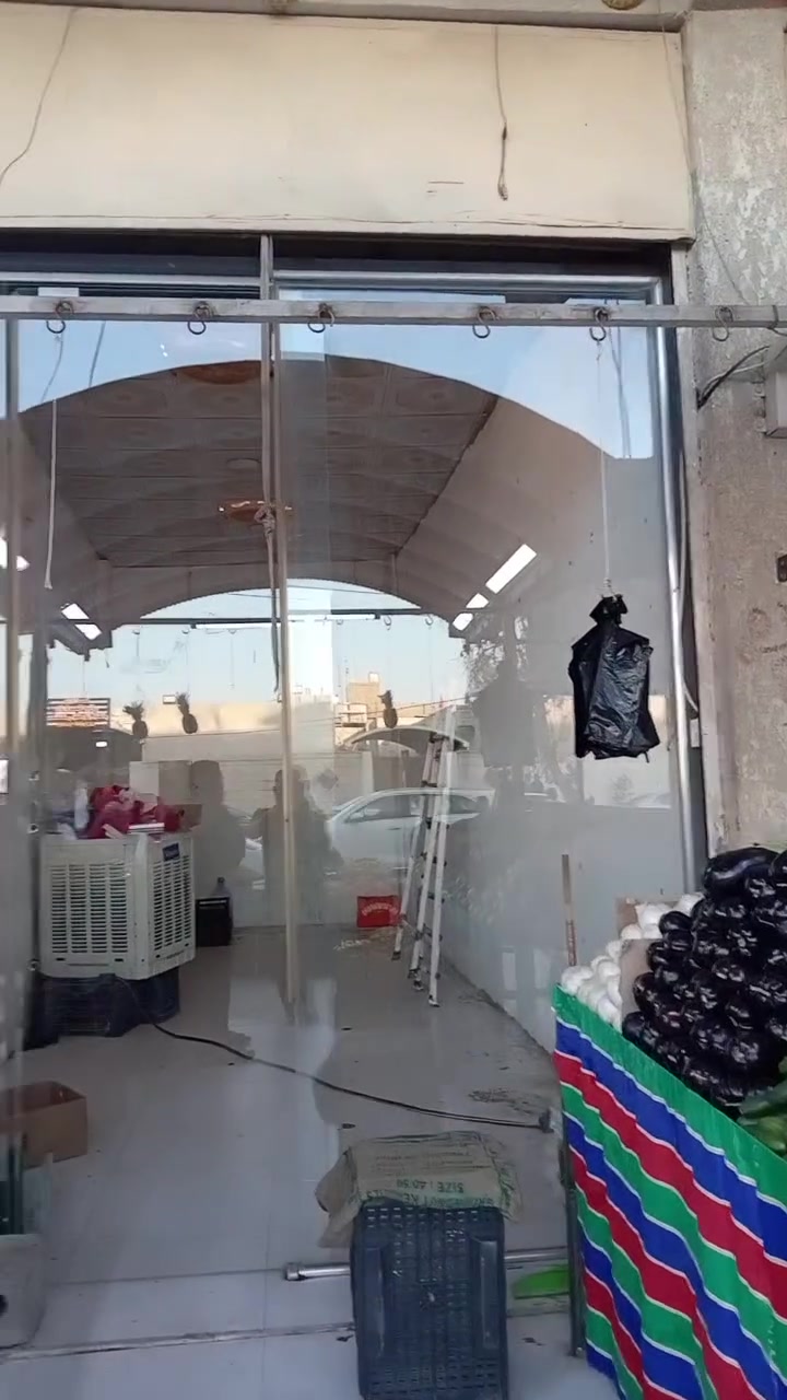 السلام عليكم جام خانه عرض 3×4نوع حراريه للبيع باب سلايت
***********
