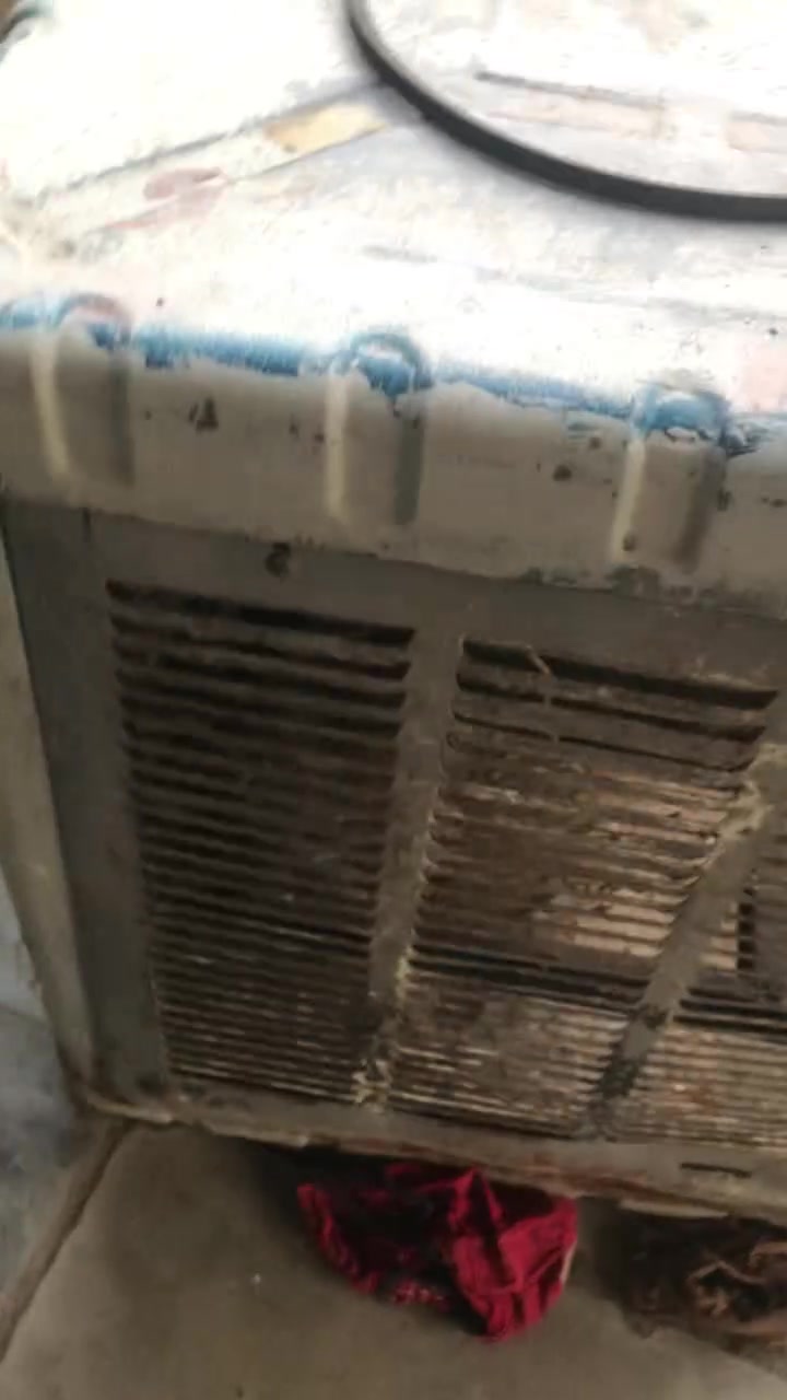 سلام عليكم كشر مبرده لبيع نقص بس موطور وحلفات رايده 20 لف مكاني شرطه لخامسه شارع حسينيت الحوراء زينب تصال *********** يوجد وتساب

