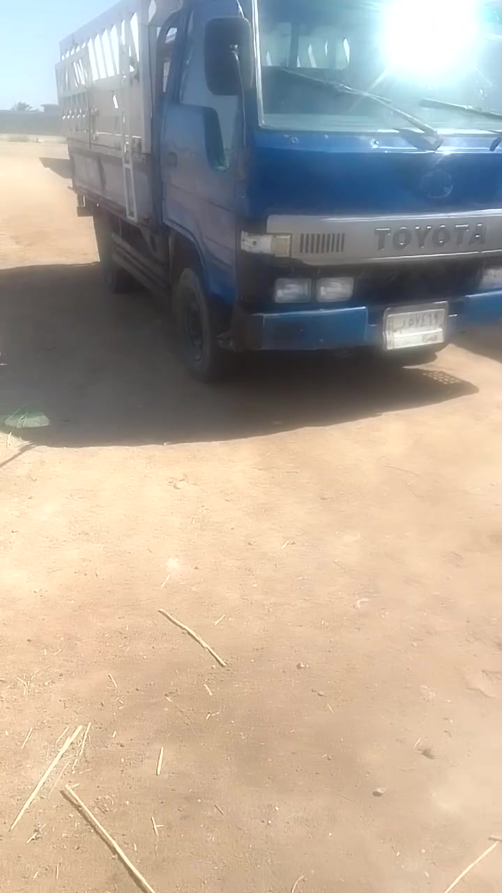 السلام عليكم سياره للبيع سياره جاهزه رقم وسنويه رقم بصره الأماني سياره نضيفه سعر 40 مكاني البصره القرنه والشراي ينتصل***********
