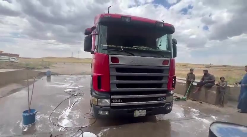 اسكانيا بس راس بدون اضبارة بيها قرص ٢٠٠٥ فول مواصفات بدون صبغ بلادي تبريد قفل مركزي كير كهرب ريتايدر سعر ١٢٠ رقم الجوال ***********
