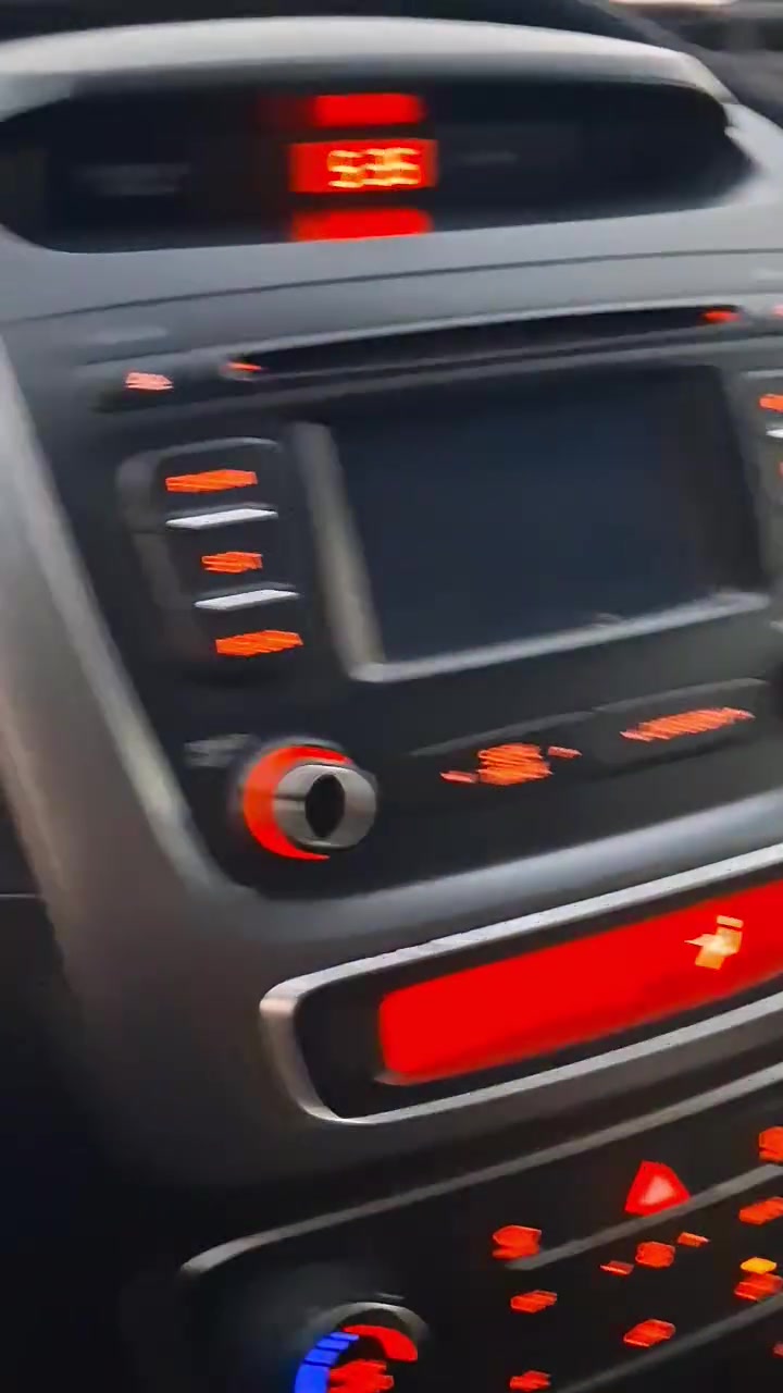 ٦سلندر • فول مواصفات • ٢٠١٥