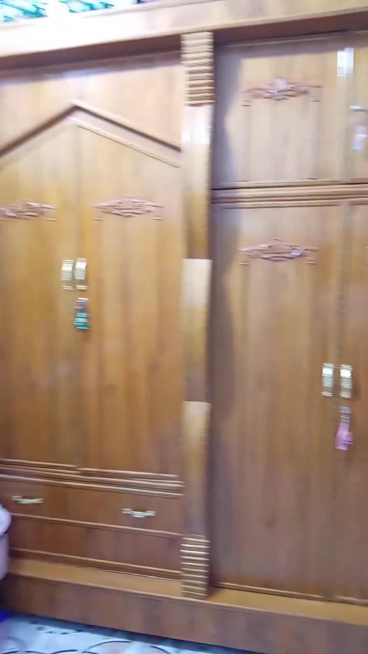 غرفة نوم نجارة مستخدم قليل جاهزة من كلشي 
بيع مستعجل السعر ٧٥٠ ألف 
للتواصل ***********
